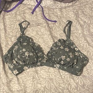 Time and Tru Sage Green Floral Ruffle Triangle Bralette